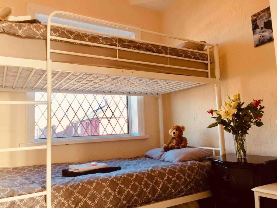 2 Bed Sleeps 6 Beach Retreat St Annes On Sea Villa Lytham St Annes Buitenkant foto